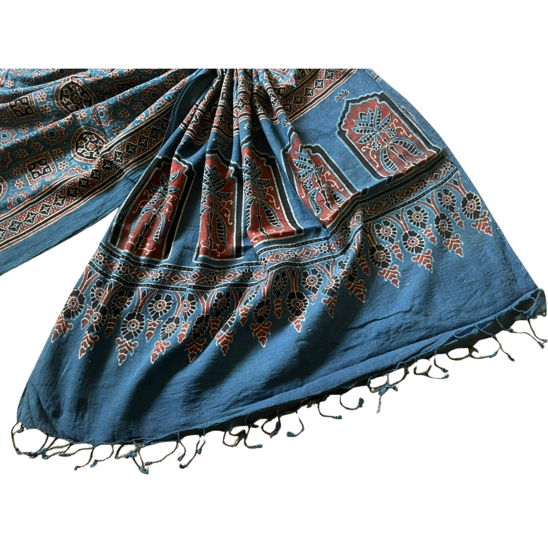 ajrakh stole for sustainable everyday styling

