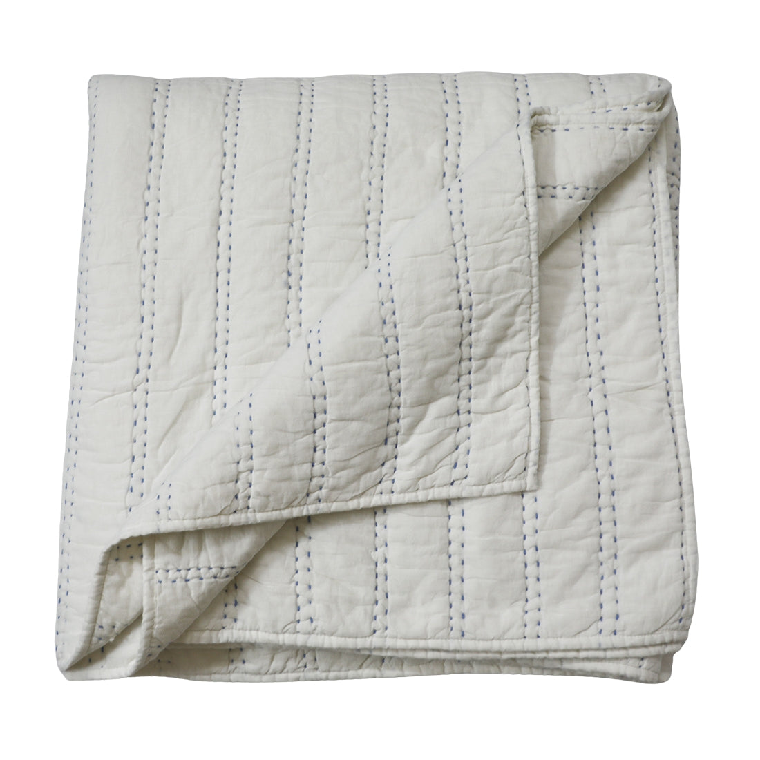 white organic hand quilted quilt for everyday bedding
