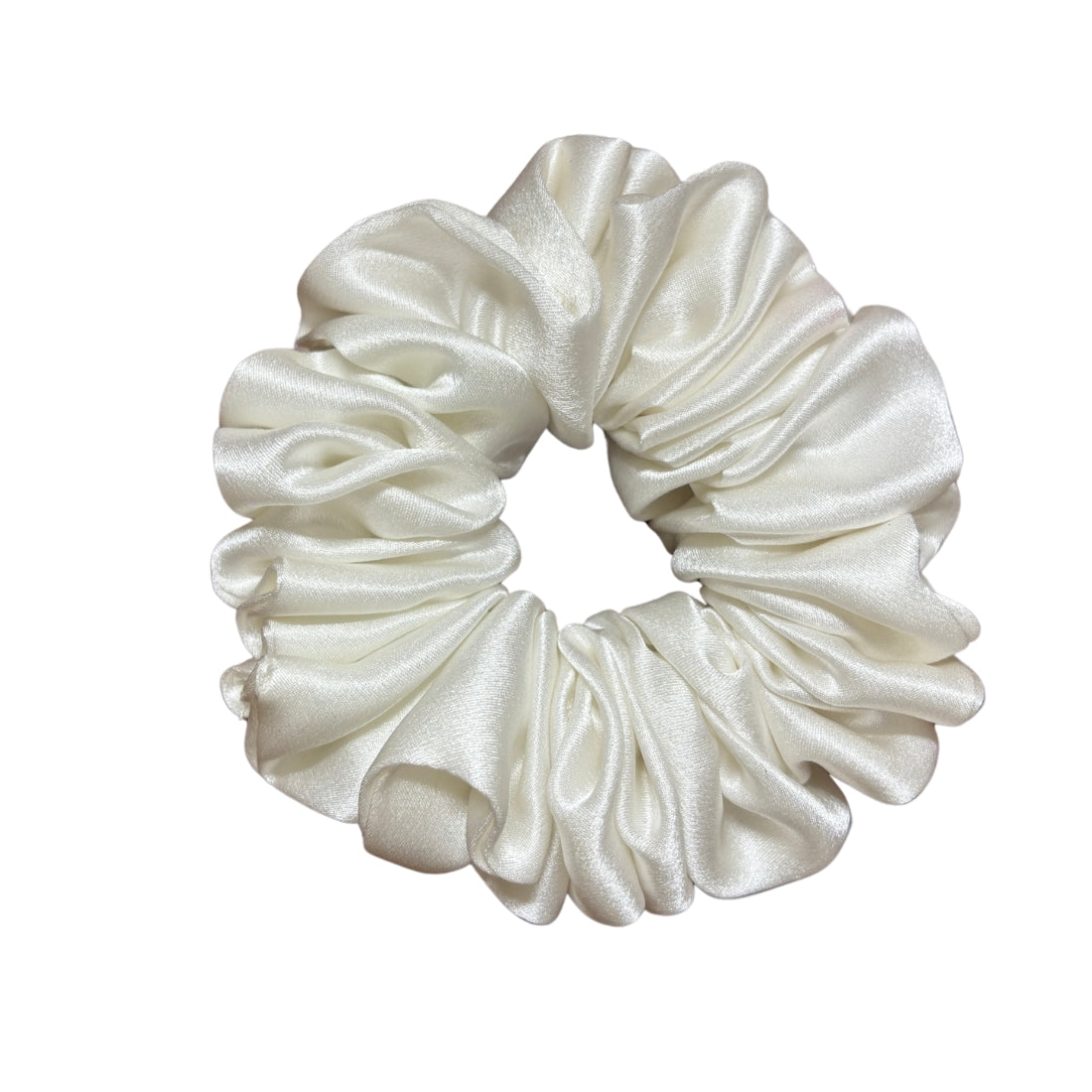 Ivory Scrunchies in silk fabric 