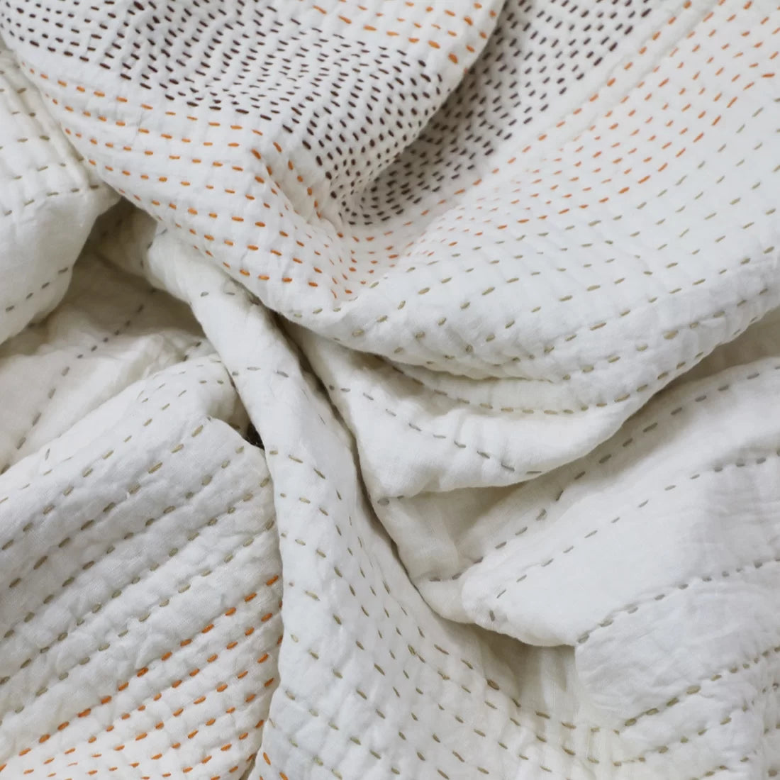 Quilted Throw Blanket – Ivory Linen with Blue Kantha Embroidery